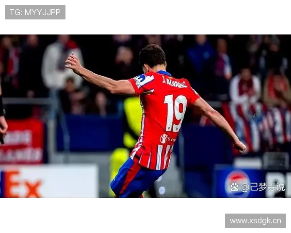 欧冠争议判罚分析:凌晨两次禁区手球是否应判点球